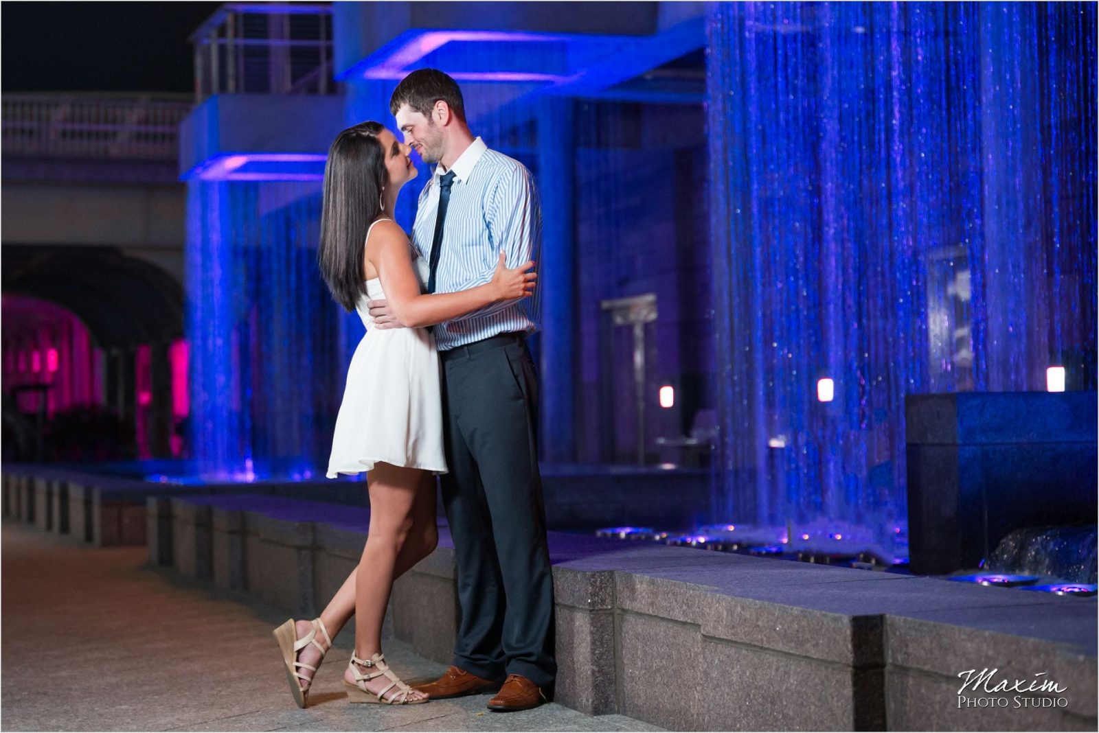 Cincinnati Wedding Photographers Smale Riverfront Park Night Engagement