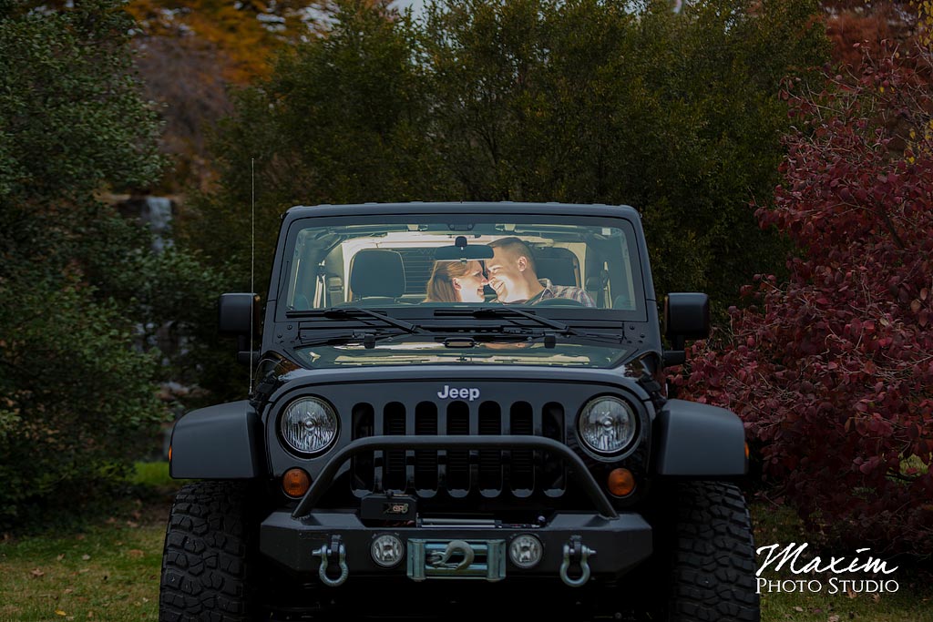 Spring Grove Cemetery Engagement with couple in jeep