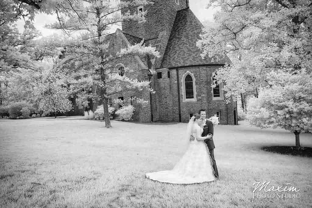Infrared Wedding Photography by Maxim Photo Studio