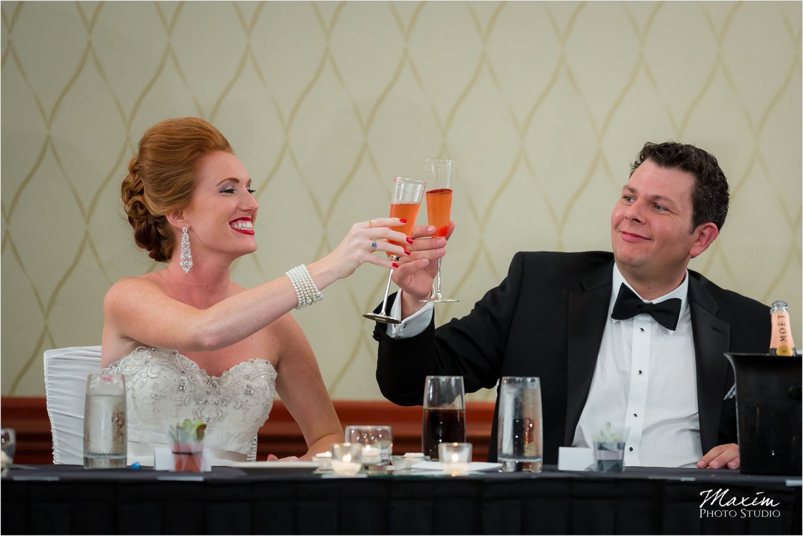 Marriott Rivercenter Covington, Best Cincinnati Wedding, Wedding Toasts