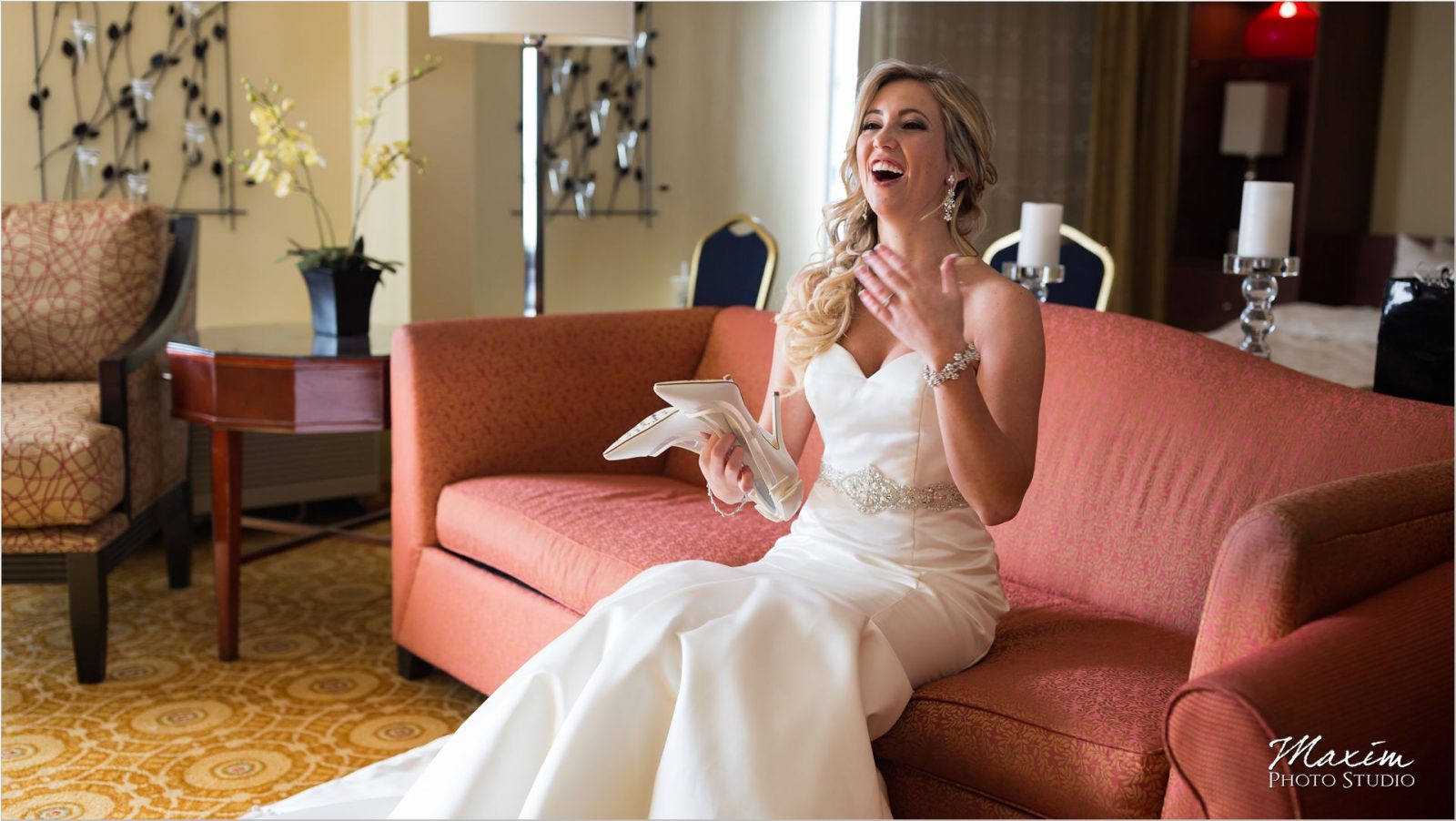 Dayton Marriott Wedding preparations Bride