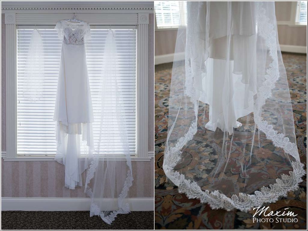 Cincinnati Wedding dress, long veil, Manor House Ohio