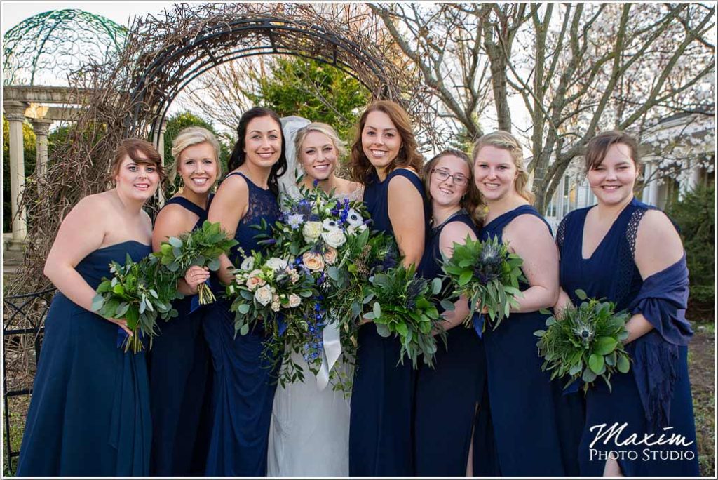 Manor House Ohio, Bridesmaids, Bride, flowers