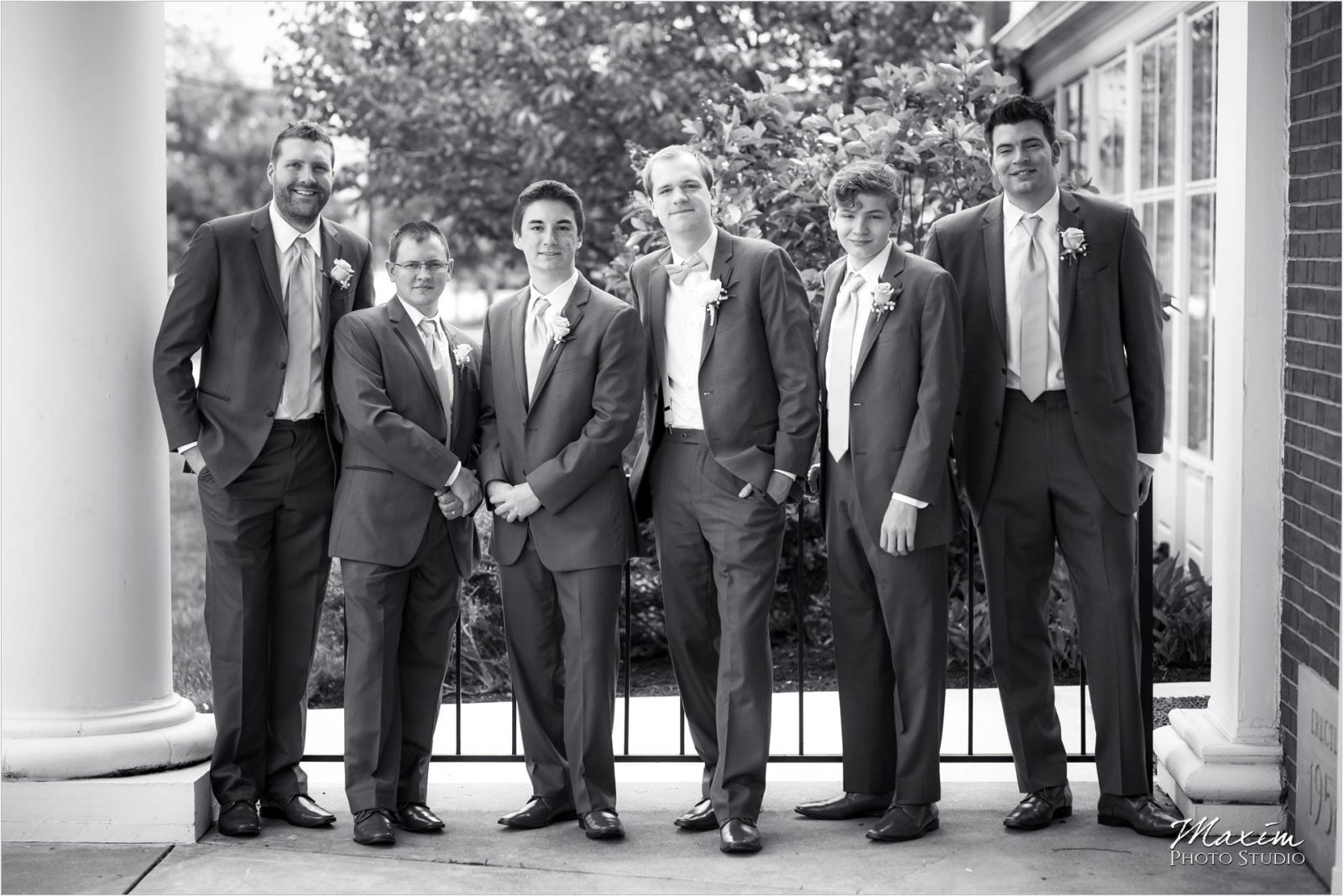 Anderson Hills UMC Cincinnati Wedding, Groom, groomsmen