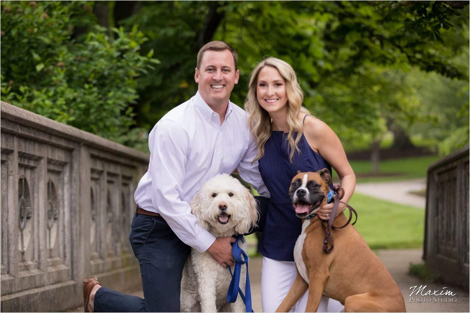 Eden Park Cincinnati engagement with dogs