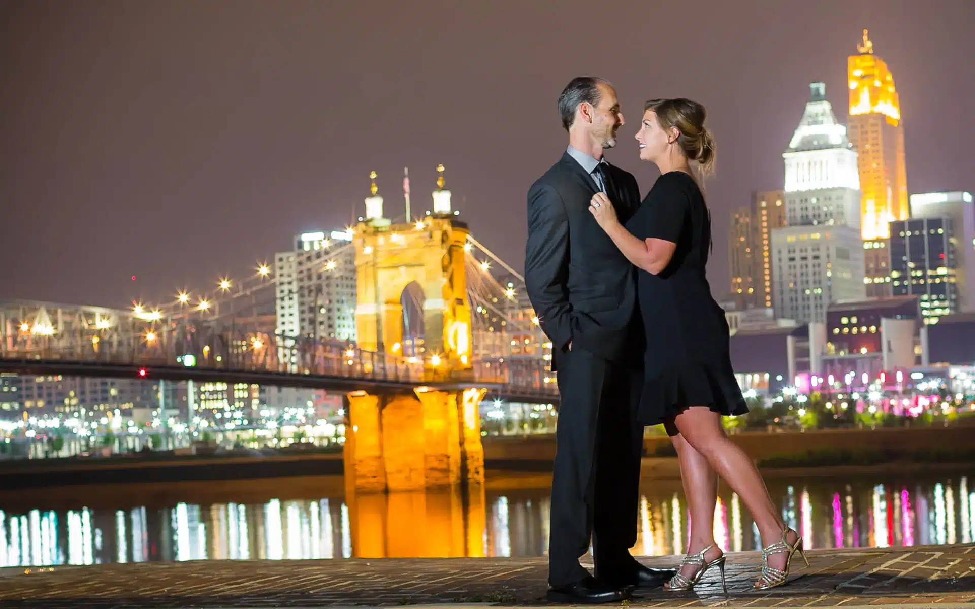 Cincinnati Wedding Photographers, After Dark Cincinnati Engagement photography