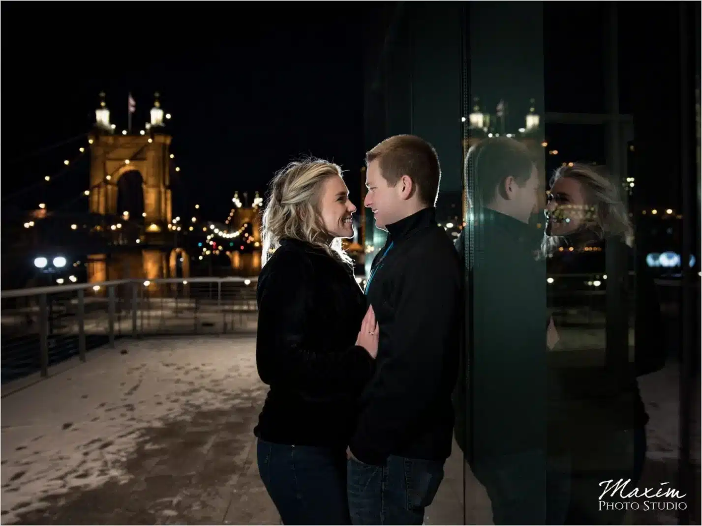 Anderson Pavilion Cincinnati Winter Wedding engagement pictures