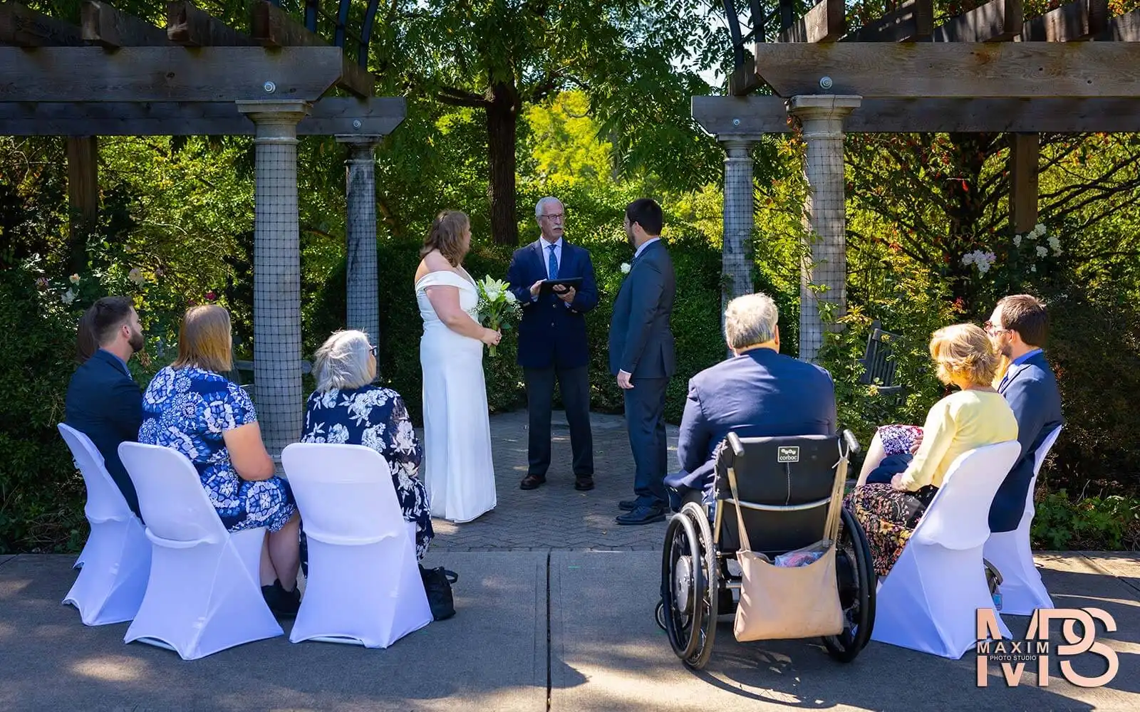 Cincinnati Micro Weddings Ault Park elopement