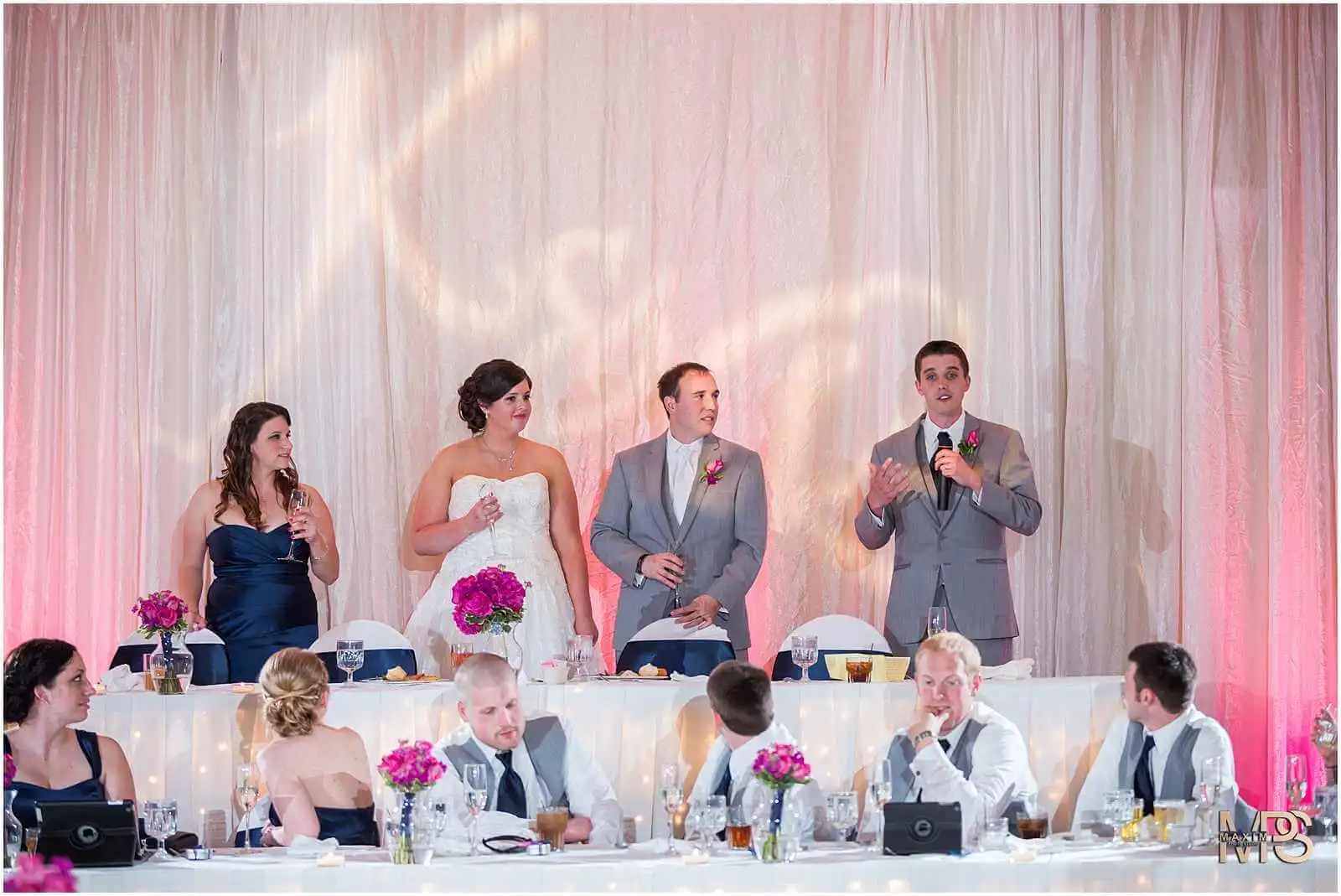 Cincinnati Wedding Photographers Holiday Inn - Eastgate Wedding reception