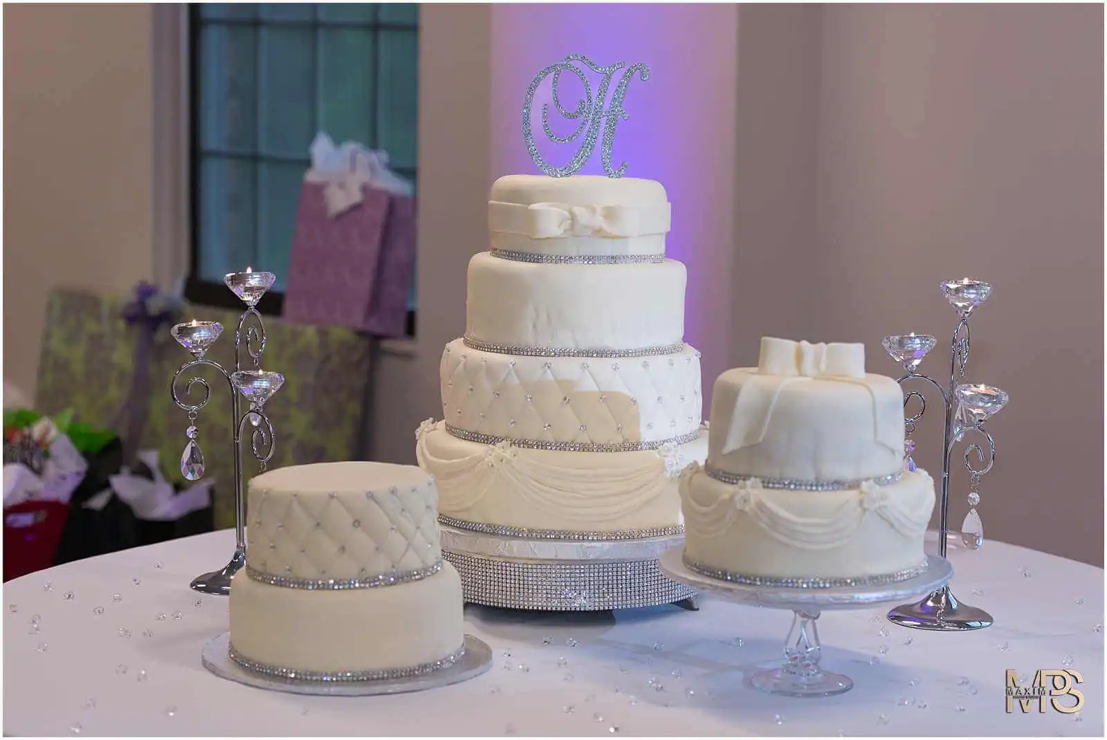 Kehoe Center Shelby Ohio wedding reception cake
