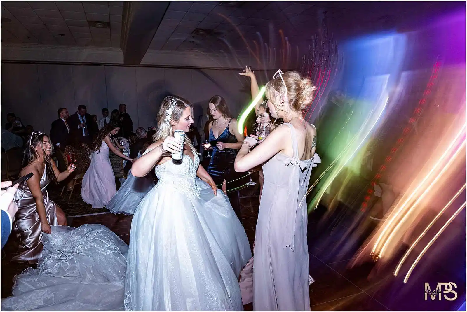 Manor House Ohio Wedding reception dancing with shutter drag