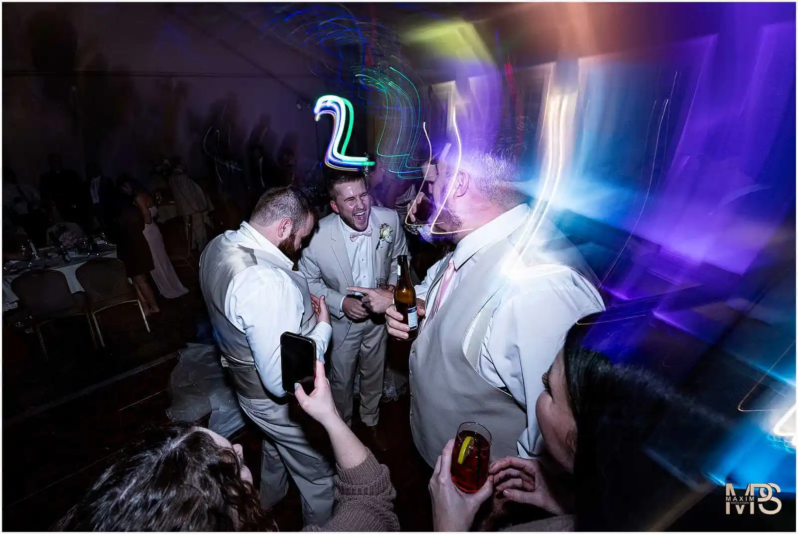 Manor House Ohio Wedding reception dancing with shutter drag