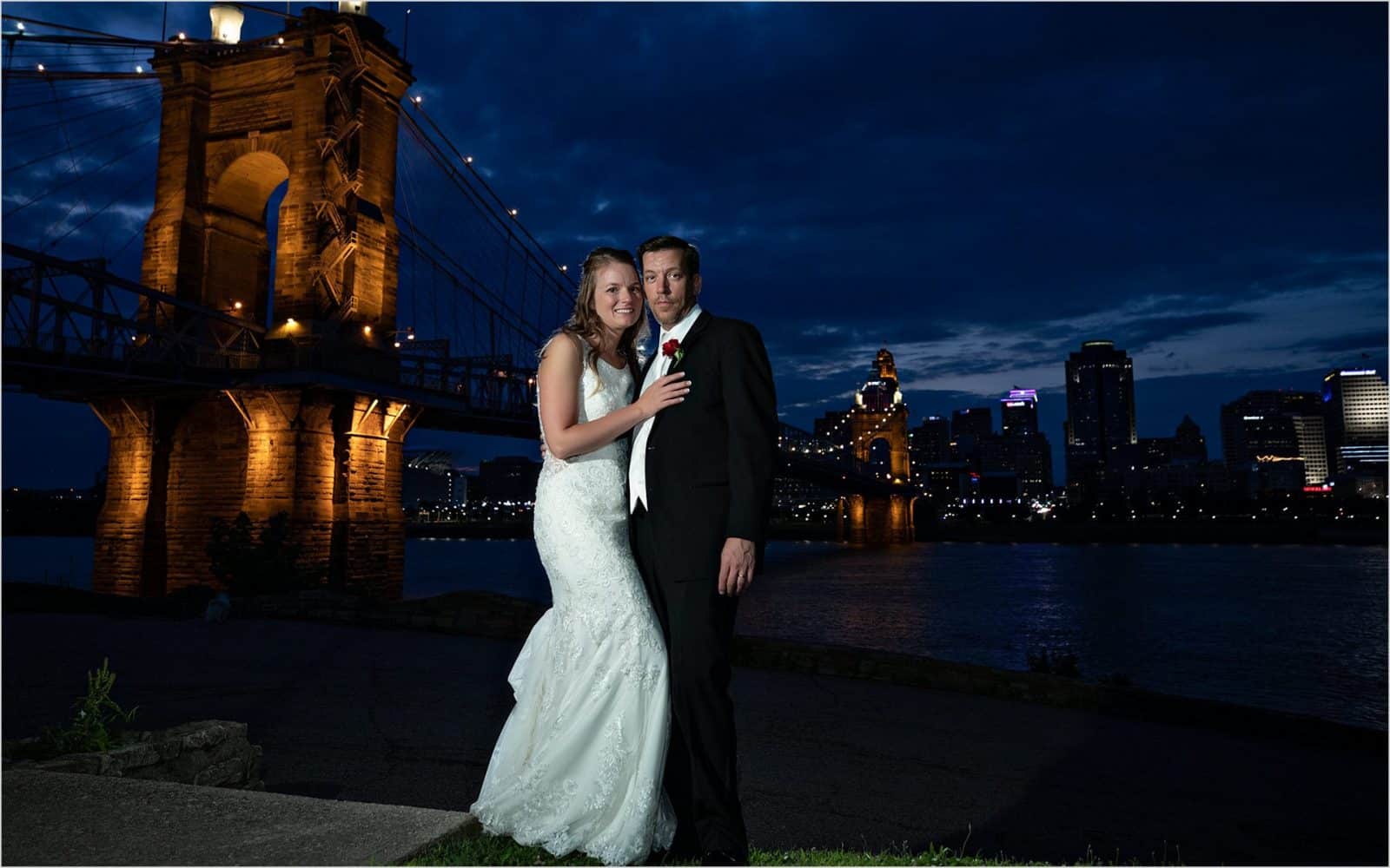 Cincinnati Wedding Photographers the grand covington rw 100