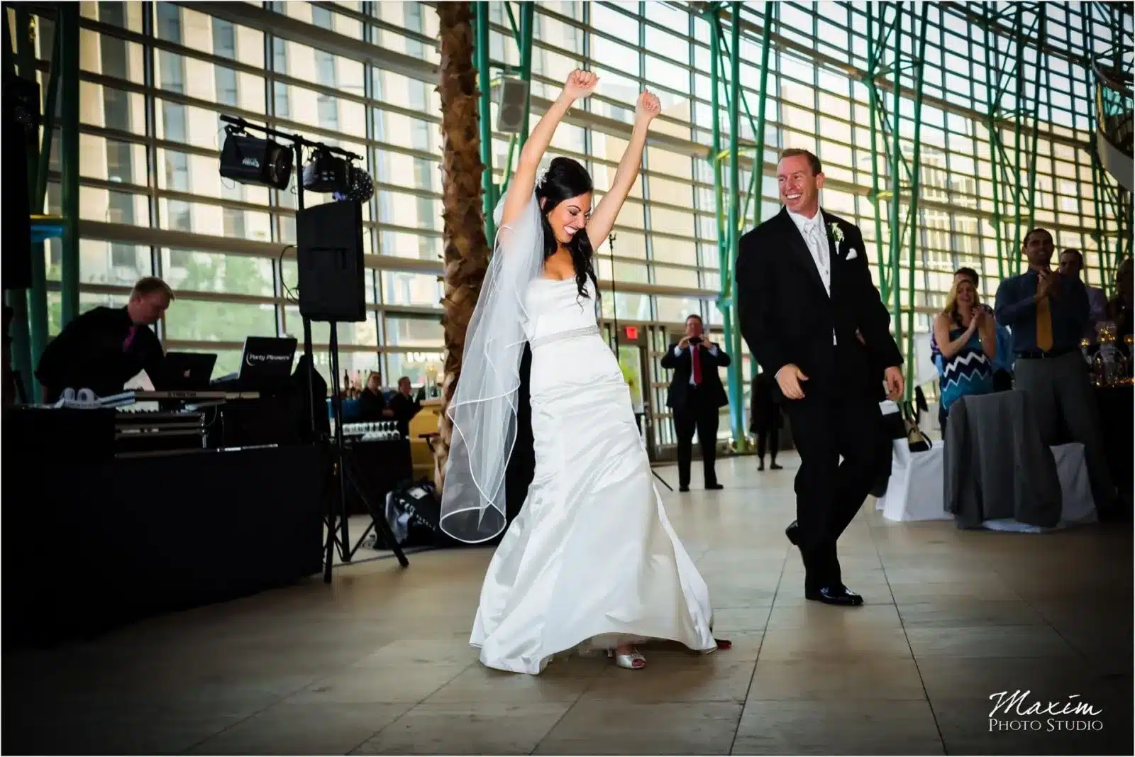 Schuster Center Dayton Wedding Photography, Dayton Wedding Photographers, Schuster Center Wedding Reception