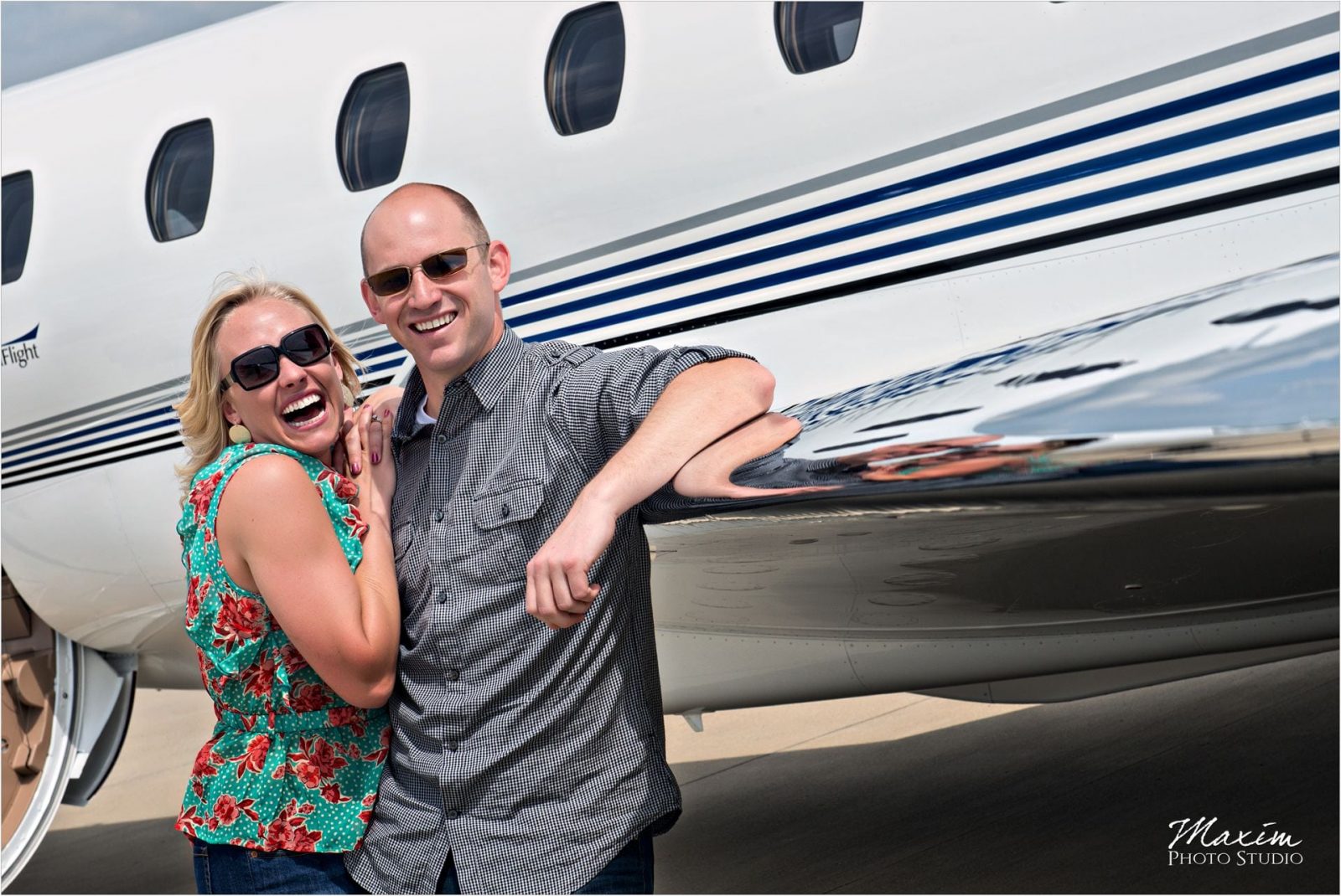 Lunken Airport Cincinnati Wedding Photographer Engagement