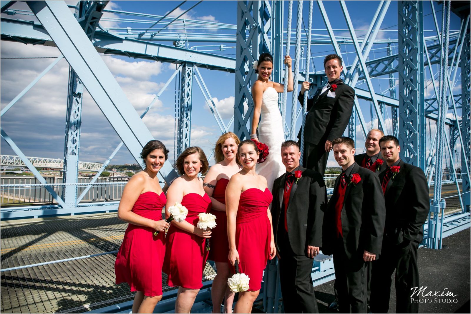 Roebling Bridge Bridal Party Cincinnati Wedding