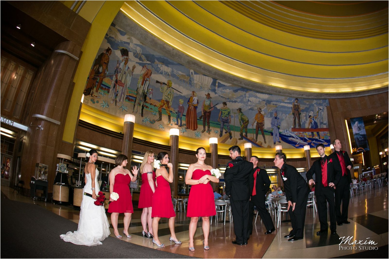 Cincinnati Museum Center Wedding Bridal Party Mural