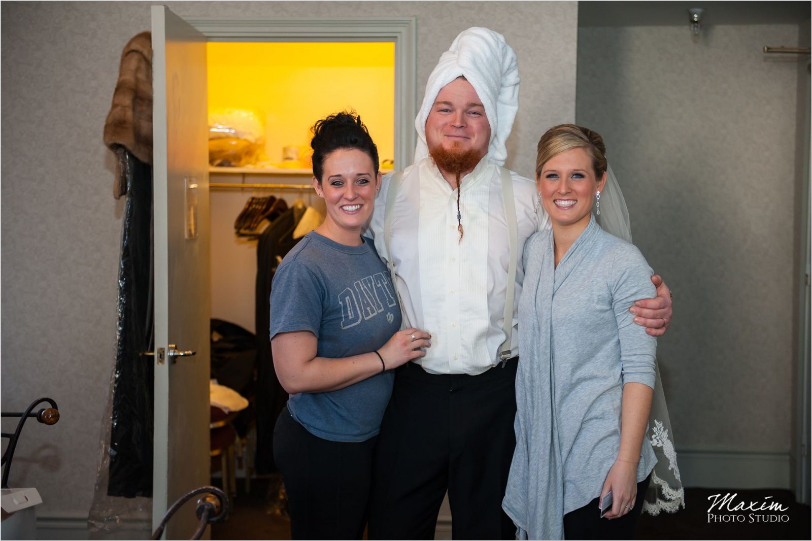 Hilton Netherland Plaza Wedding Preparations