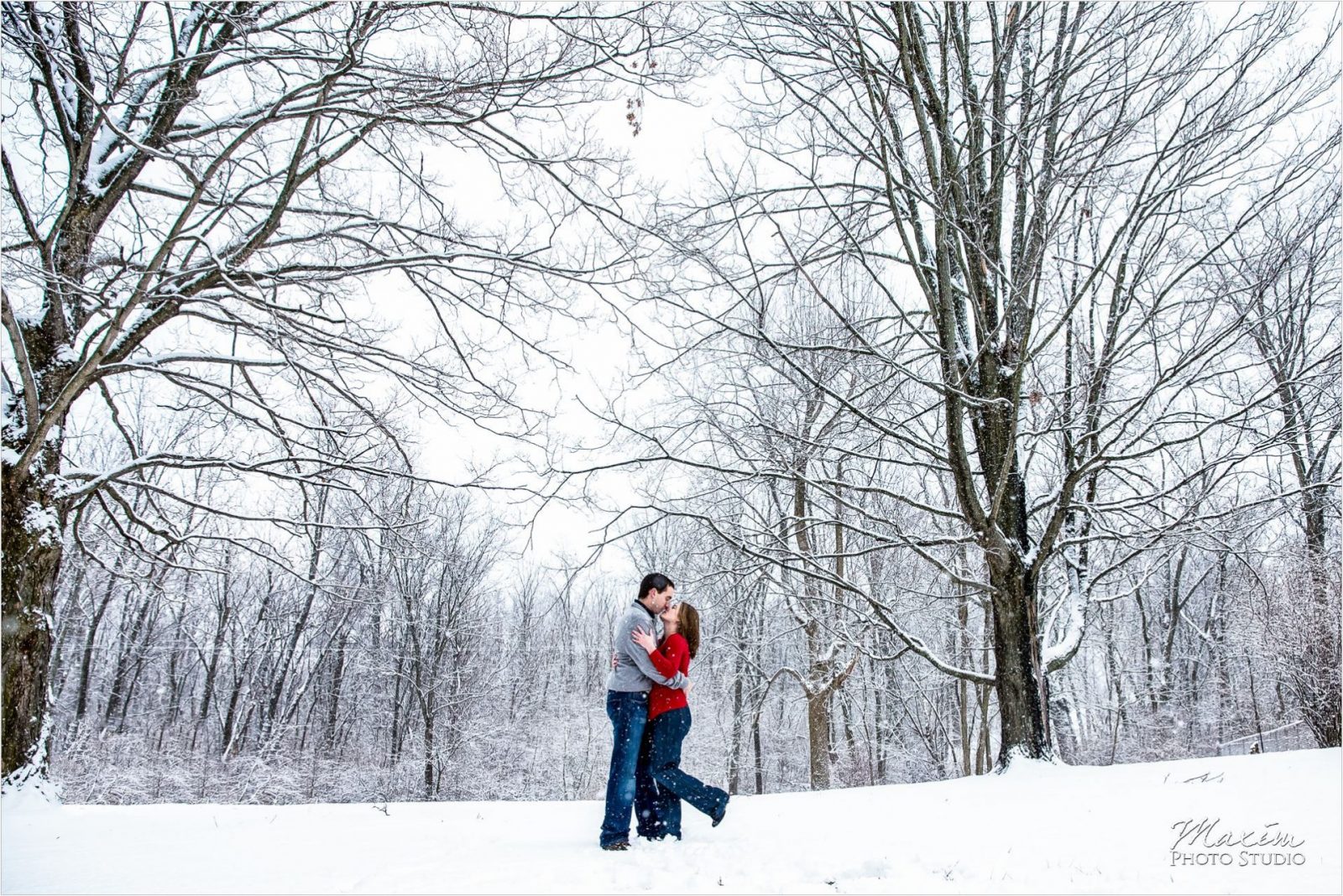 Loveland Cincinnati Ohio Snow engagement