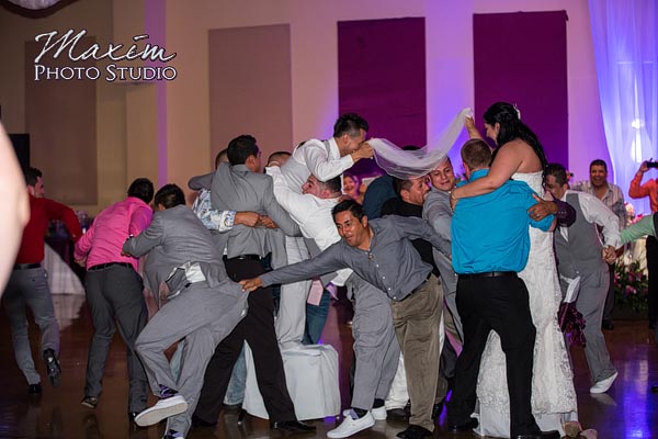 A-learning-place-piqua-mexican-wedding-13