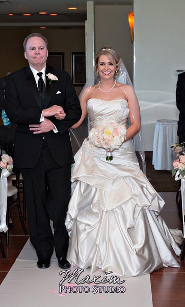 scioto-reserve-country-club-columbus-wedding-photographs-lindsey-005