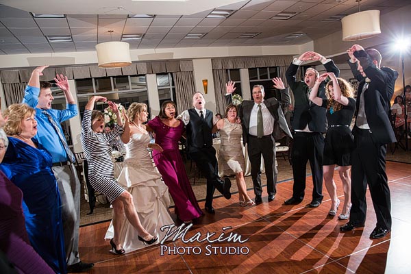 scioto-reserve-country-club-columbus-wedding-photographs-lindsey-020