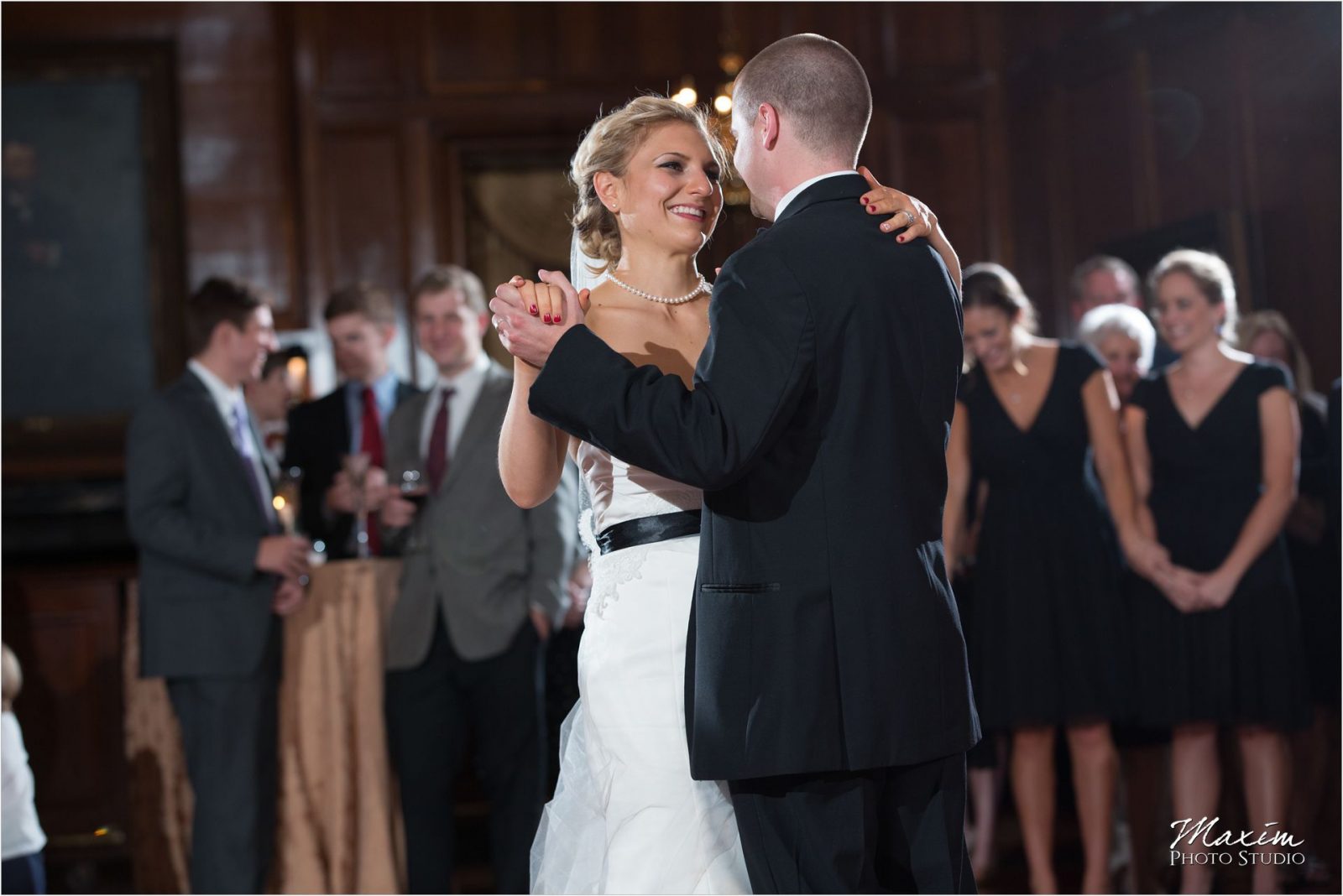 Queen City Cincinnati Wedding Reception dance