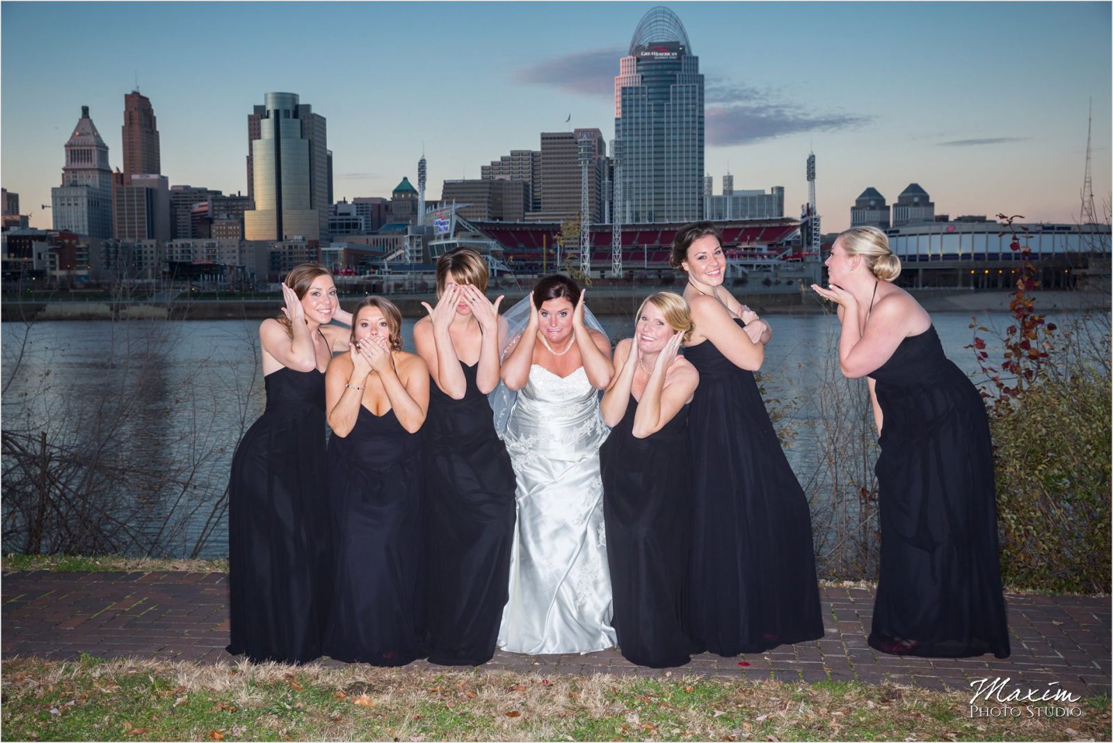 Hyatt Cincinnati Wedding Bridal Party