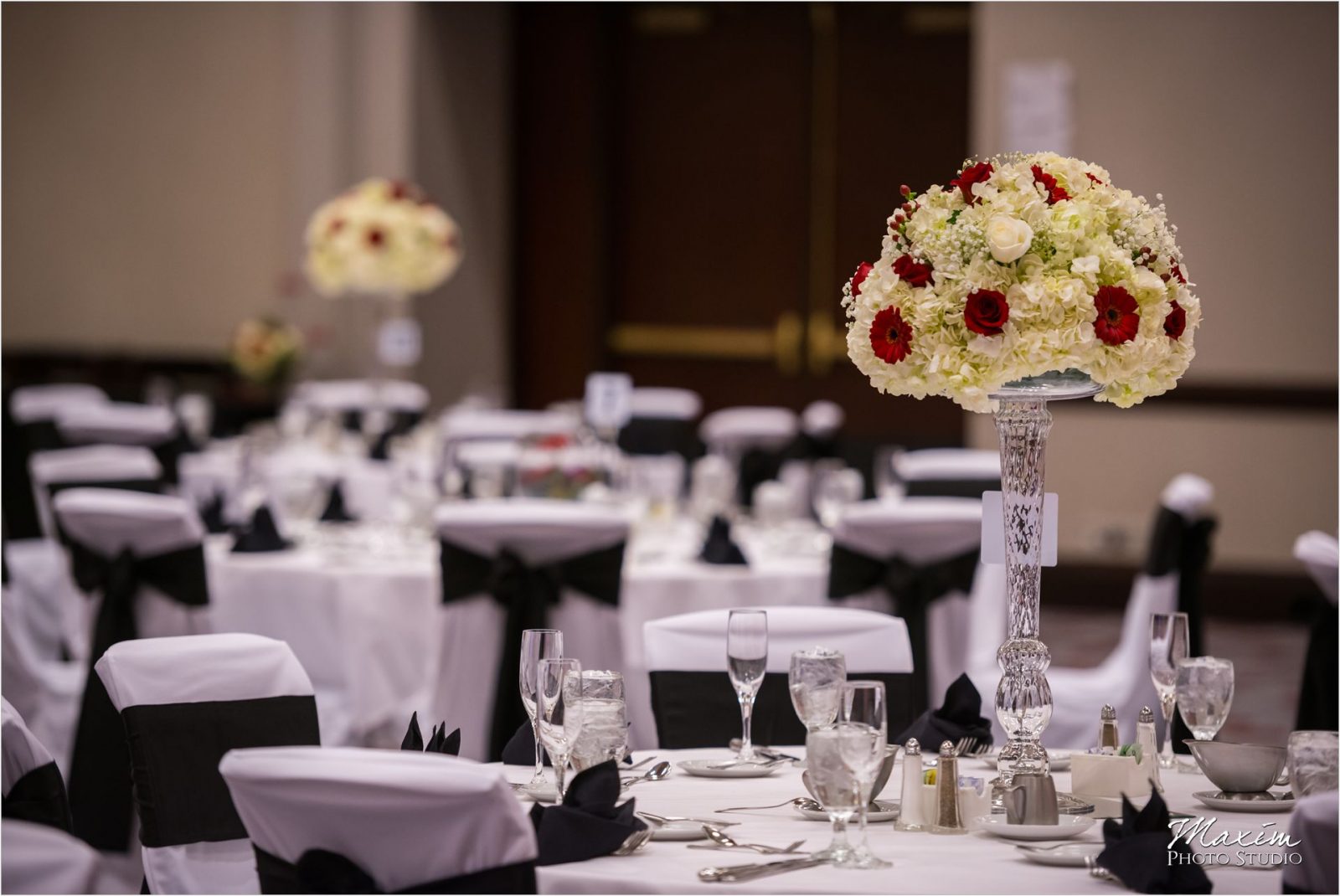 Hyatt Cincinnati Wedding Reception Details