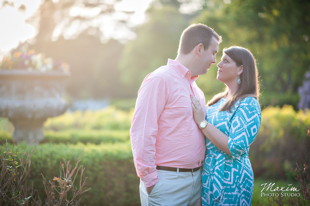 ault park engagement pictures