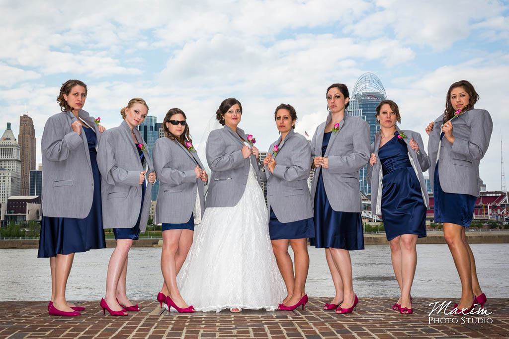 Cincinnati wedding photographers Roebling Bridge wedding pictures