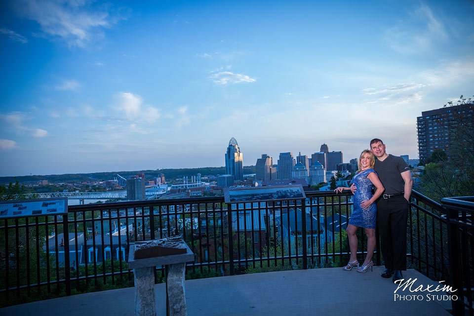 mount adams cincinnati engagement photos