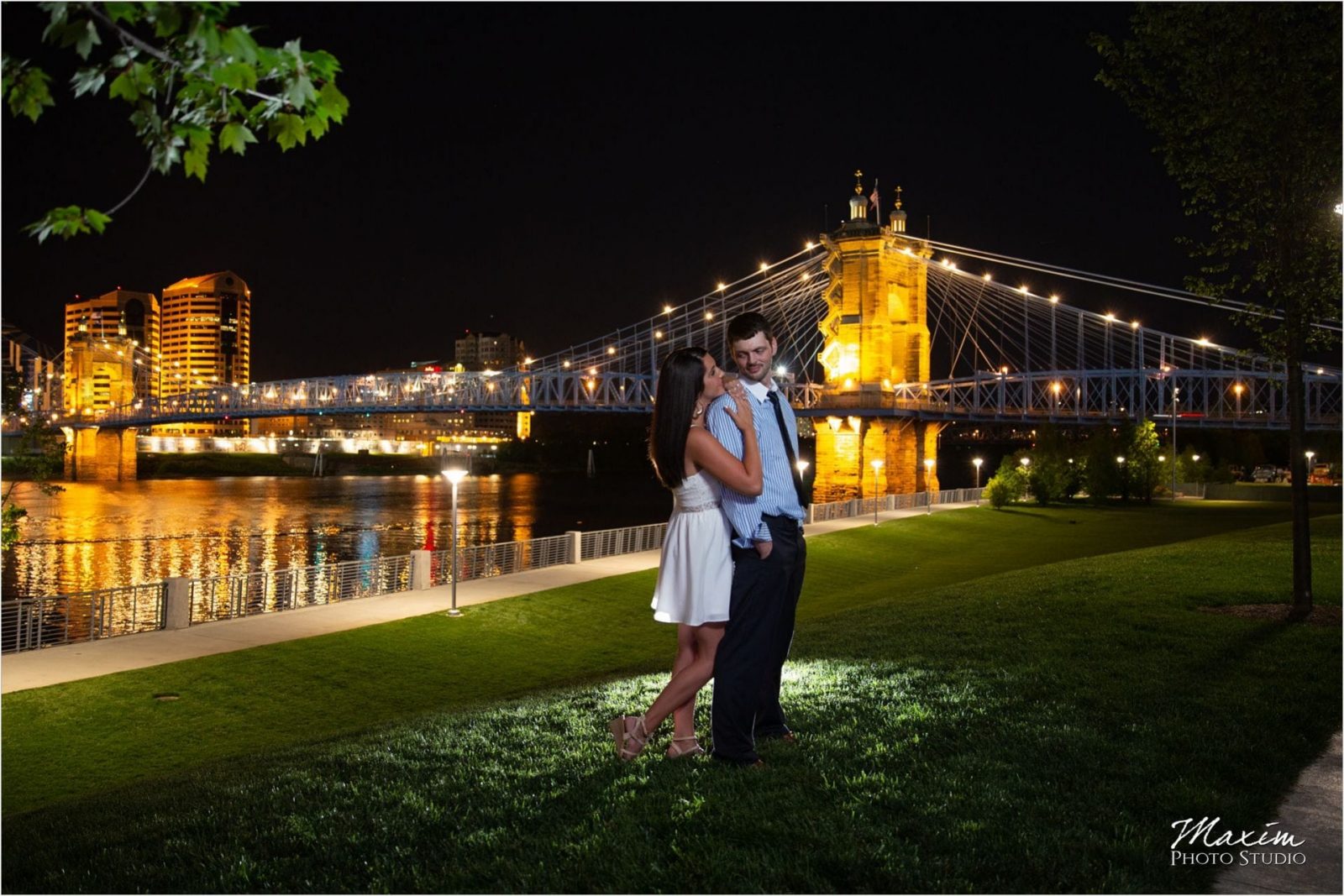 Cincinnati Wedding Photographers Smale Riverfront Park Night Engagement