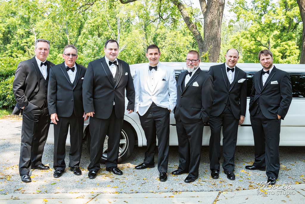 groom-groomsmen-french-park-cincinnati