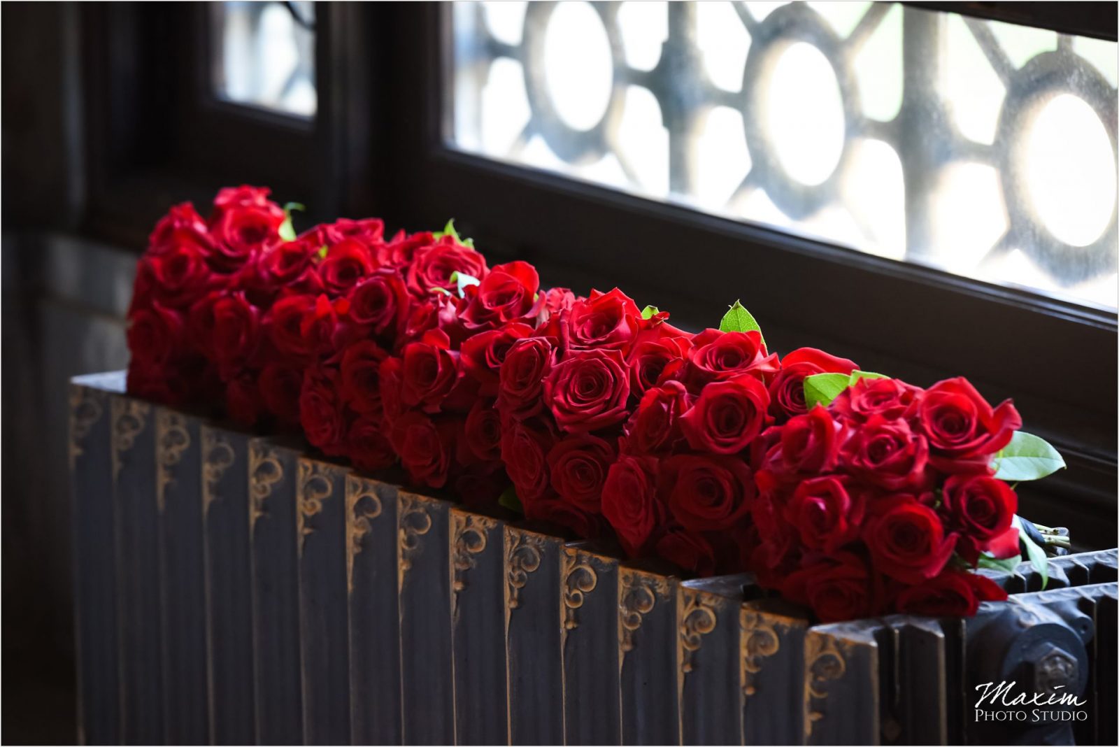 Memorial Hall Cincinnati Wedding Jewish Ceremony flowers