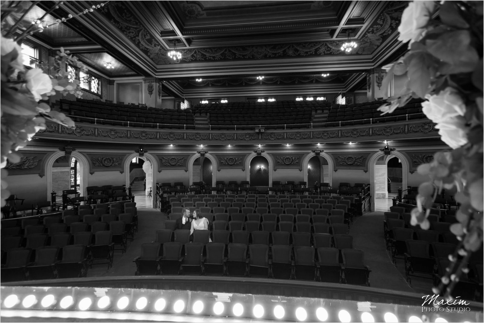 Memorial Hall Cincinnati Wedding Jewish Ceremony