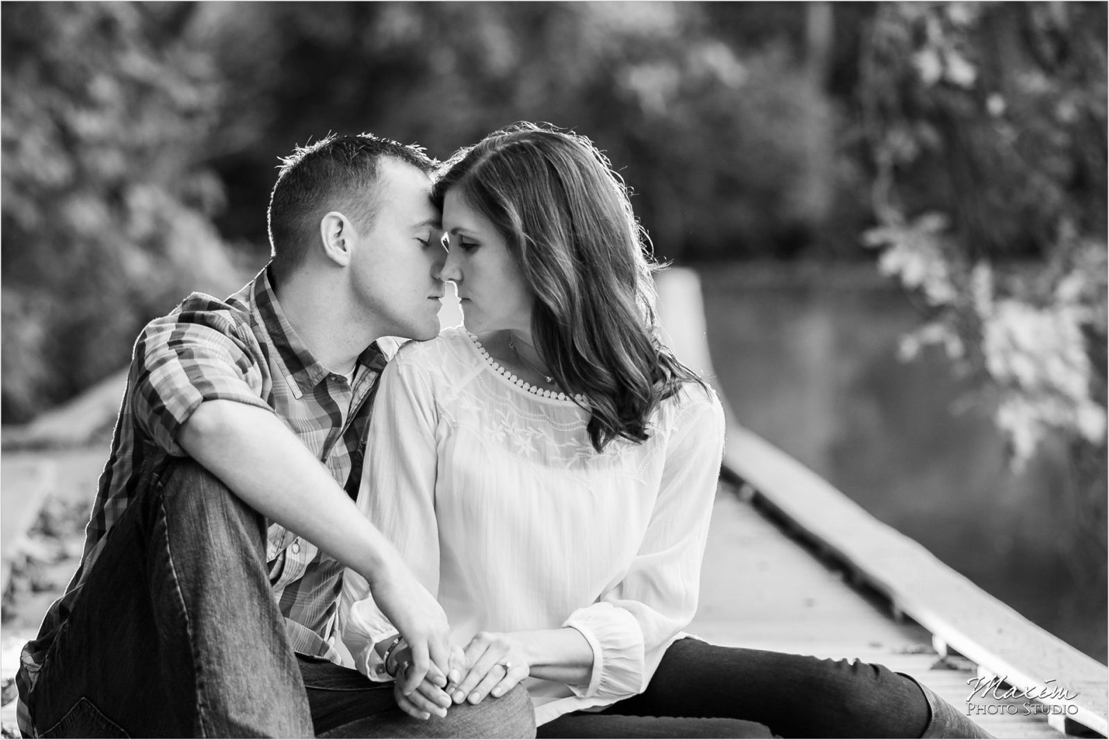 Cincinnati Wedding Photographer Nature Center Engagement