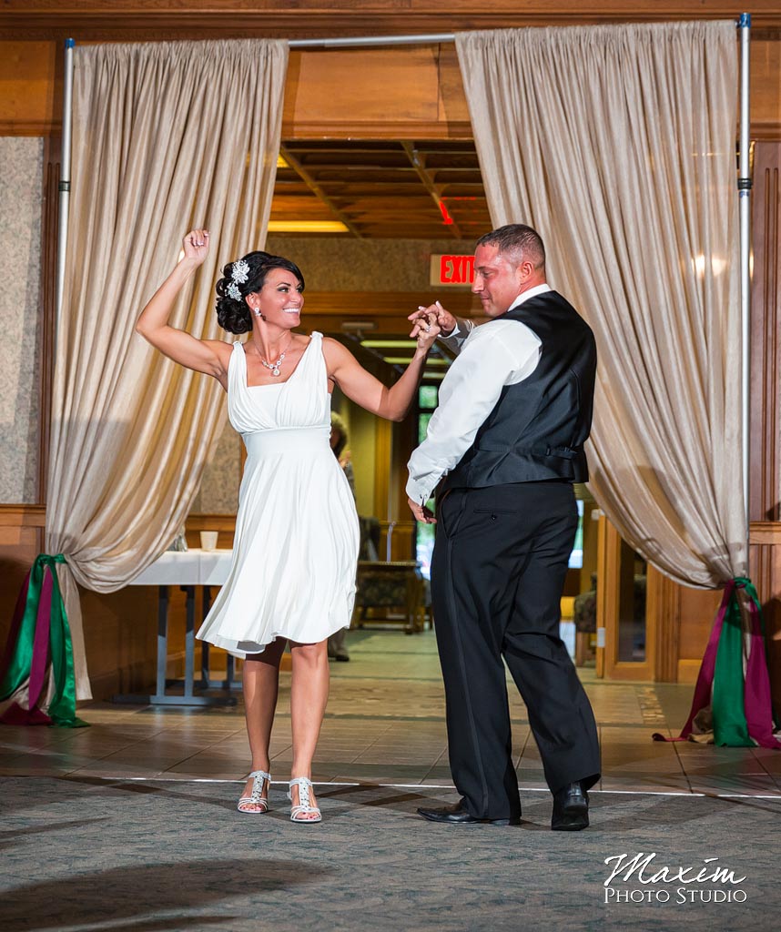 Lake Lyndsay First Wedding Dance