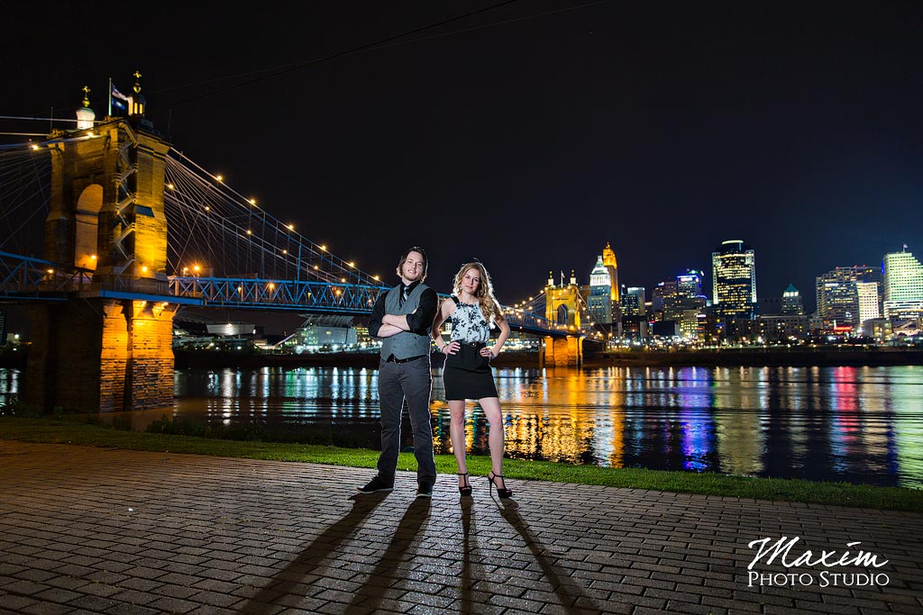 Roebling Bridge Cincinnati Engagement off camera flash