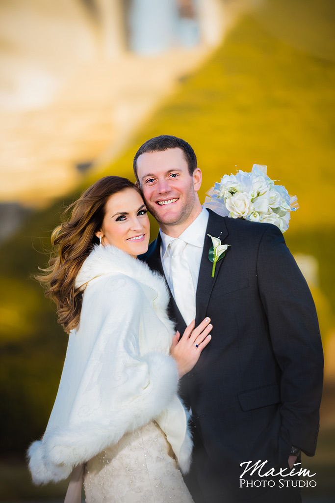 Ault Park Cincinnati Winter Wedding Portraits