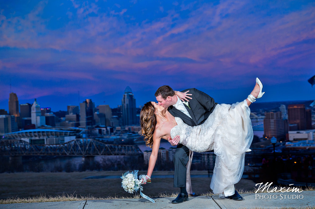 Devou Park Cincinnati Bride Groom Portraits