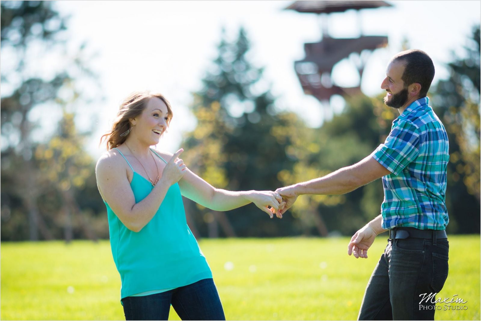 Dayton Wedding Photographers Cox Arboretum Engagement