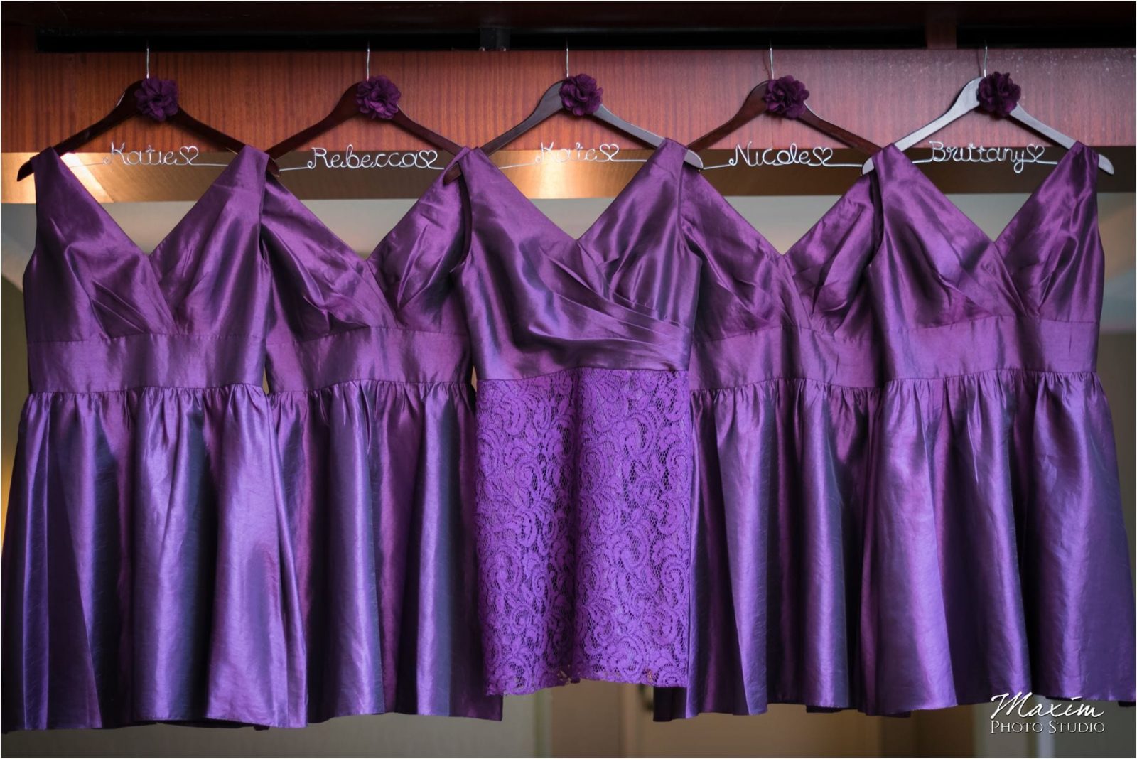 Marriott Rivercenter Covington, Cincinnati Wedding, bridesmaids dresses