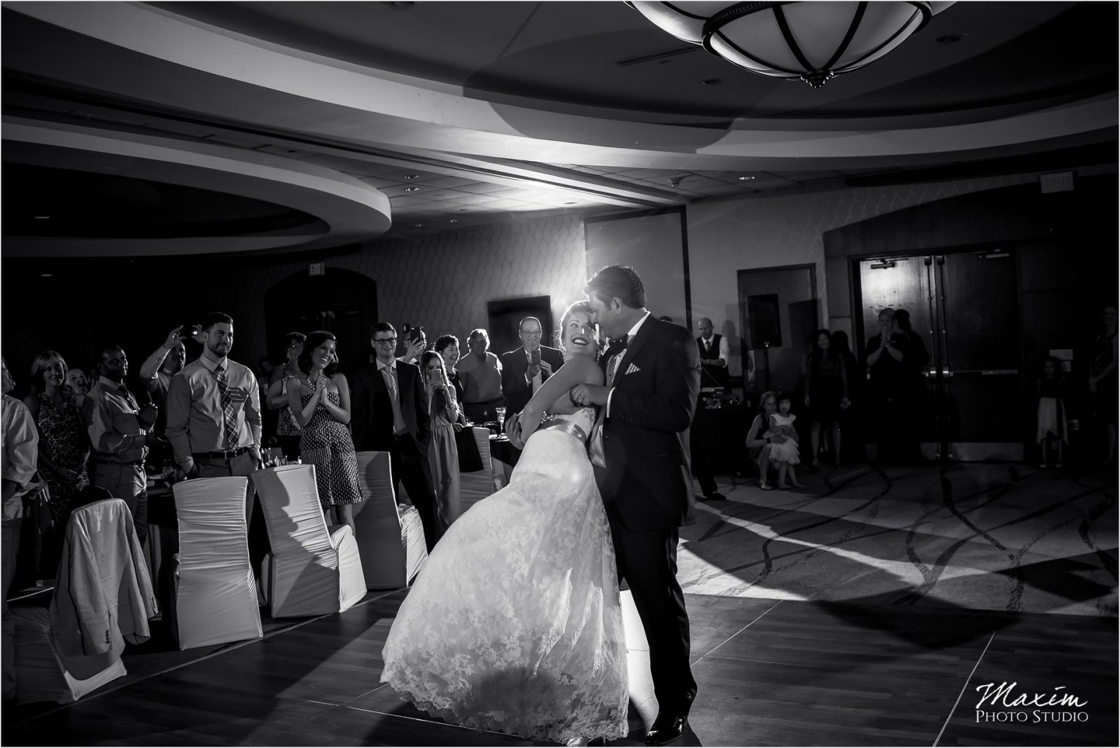 Marriott Rivercenter Covington, Best Cincinnati Wedding, First Dance