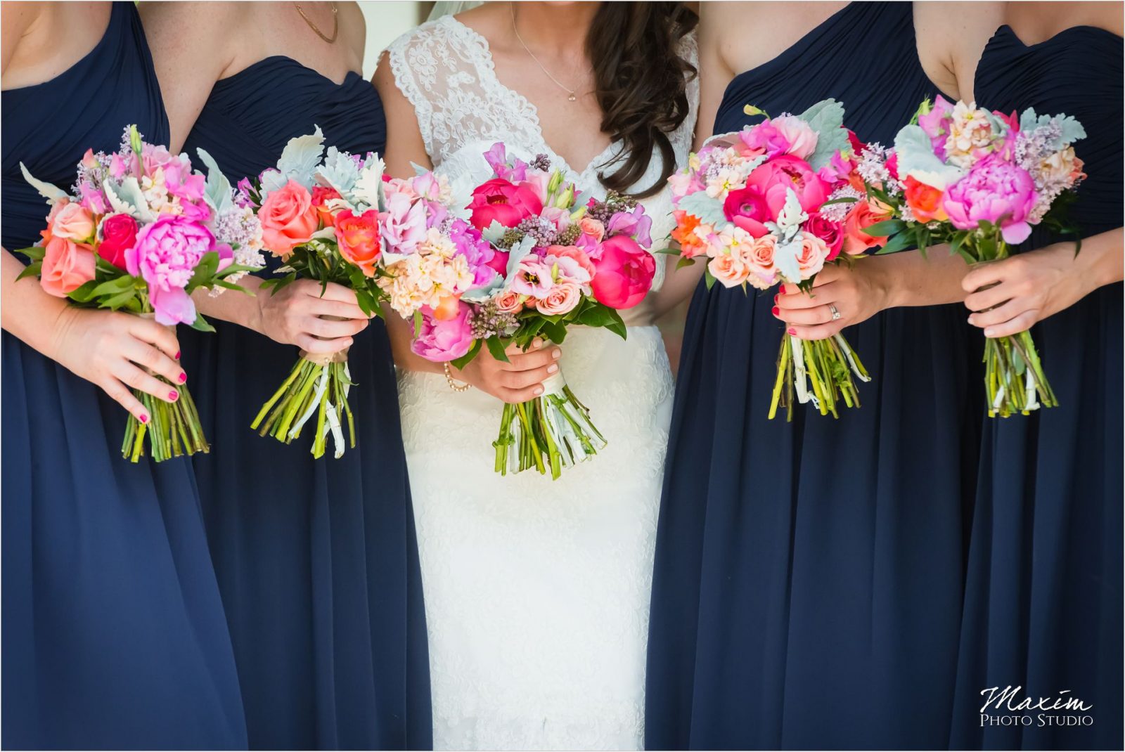 Kentucky Wedding Photographers Potato Hill Farm Wedding Bridesmaids