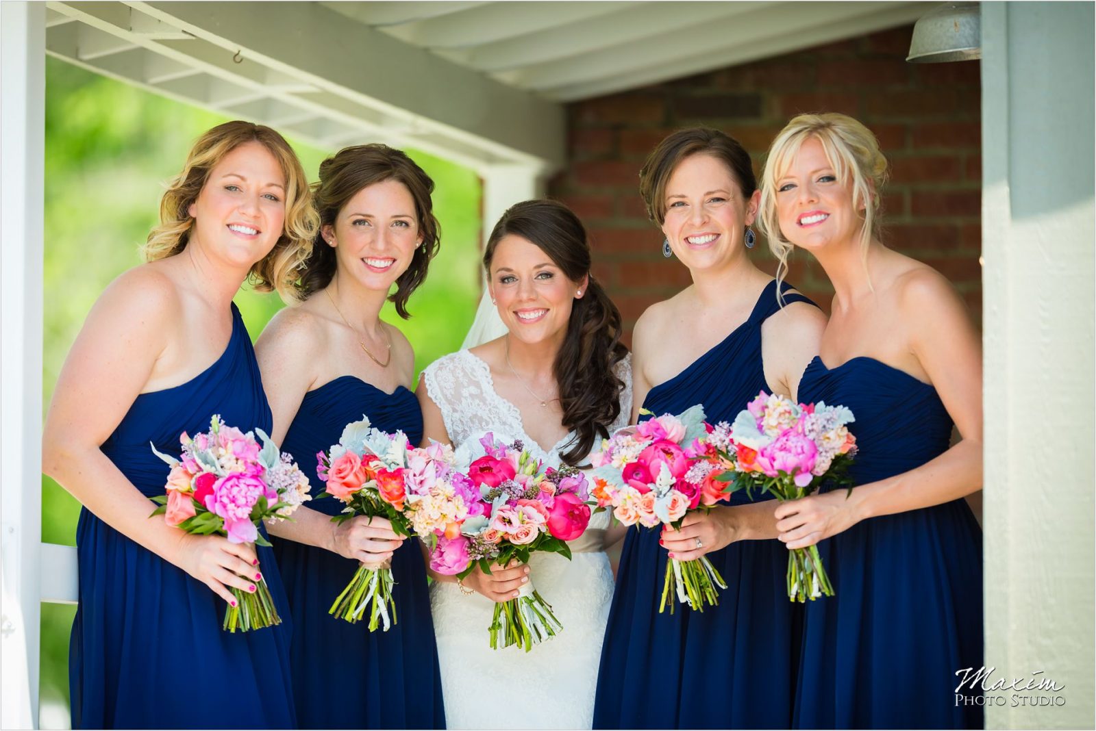 Kentucky Wedding Photographers Potato Hill Farm Wedding Bridesmaids
