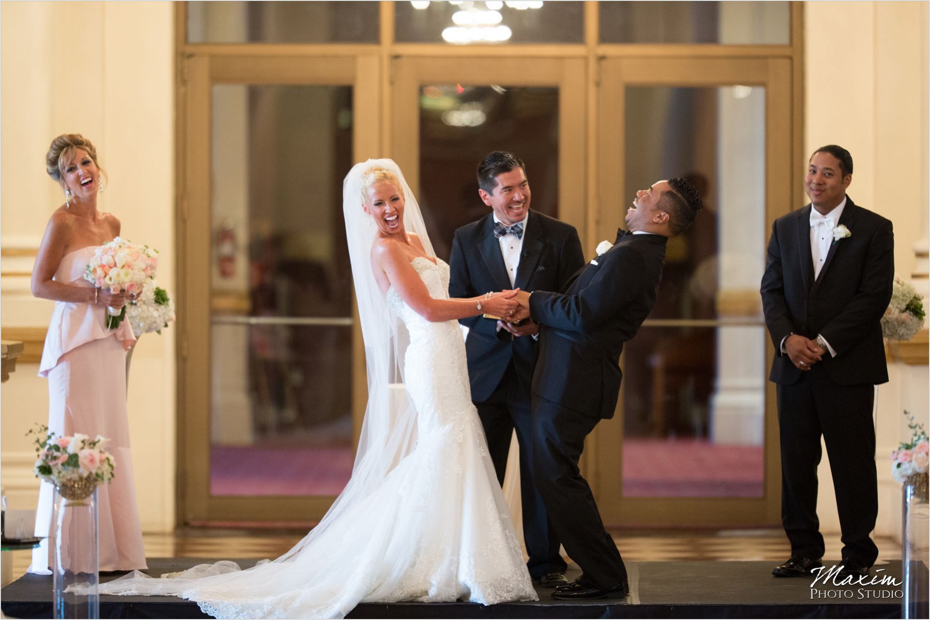 Cincinnati Wedding Photographers Music Hall Wedding Ceremony