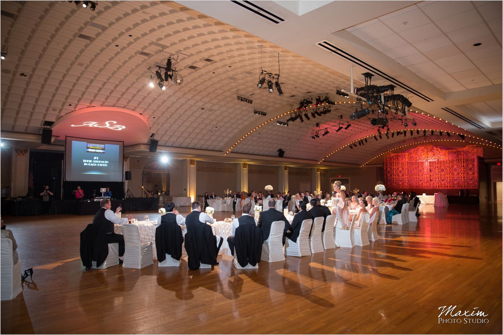 Cincinnati Wedding Photographers Music Hall Wedding Reception Toasts