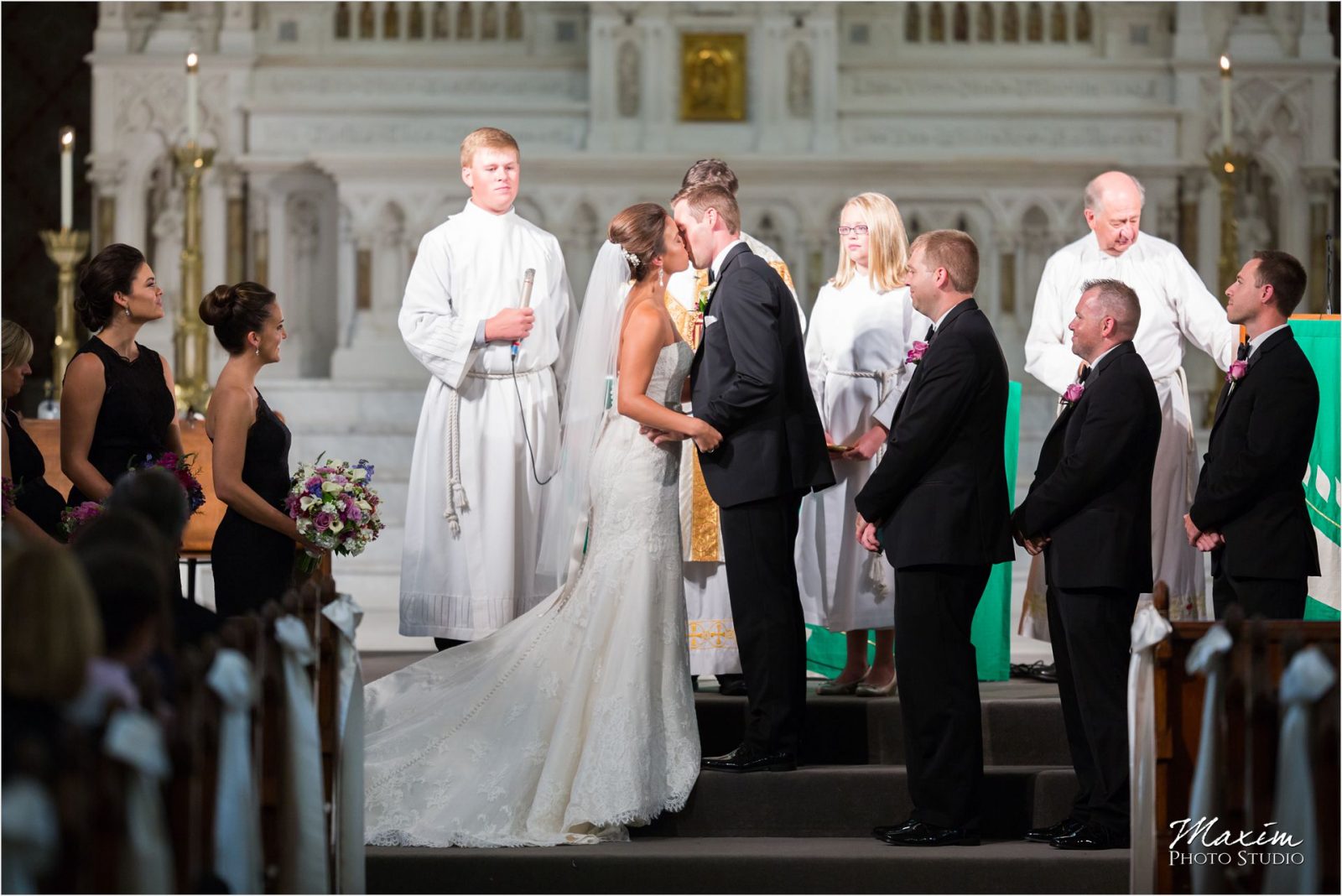 St Xavier Church Cincinnati Wedding Ceremony photography