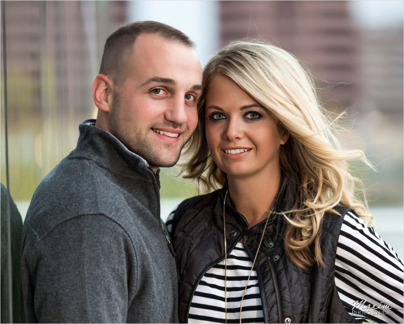 Smale Riverfront Park Cincinnati engagement